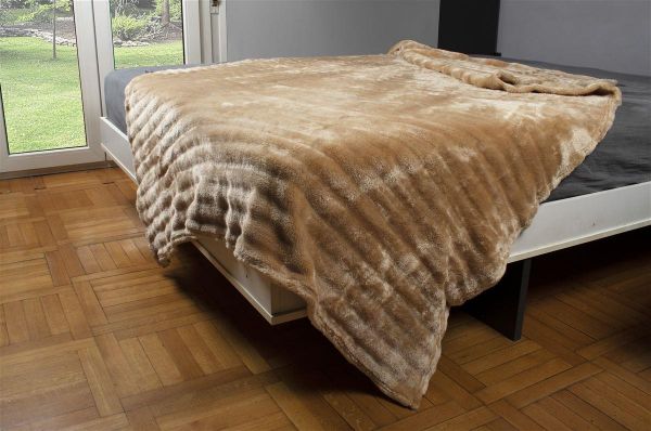 ΚΟΥΒΕΡΤΑ Coral Fleece Ριγέ 220X240 300gsm 12 Beige 100% Polyester-33432524001