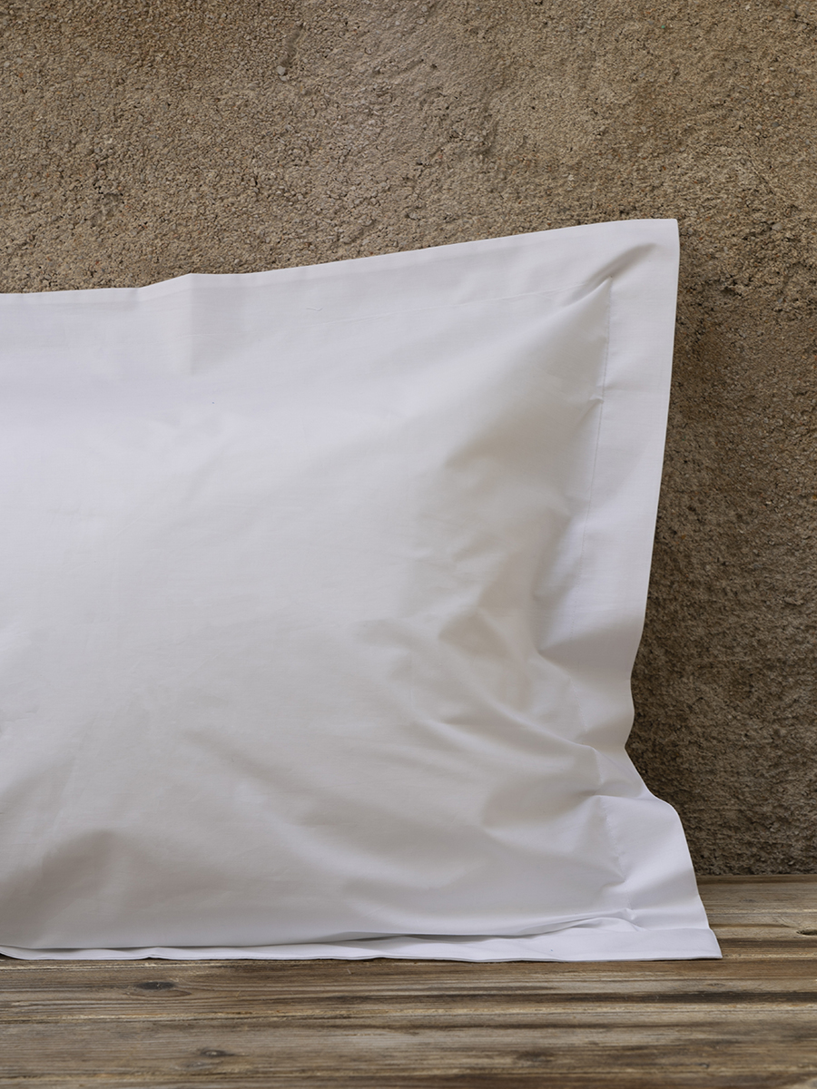 Μαξιλαροθήκη 52x75 Oxford 4 πλευρές - 180 Κλωστές CVC - 60% Βαμβάκι / 40% Πολυέστερ - Nima Hotelling - 5206482027596